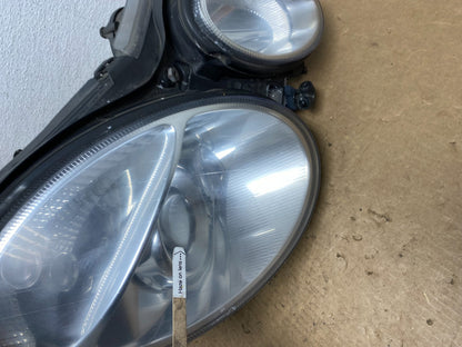2003-2006 Mercedes E E320 E350 Class Right Passenger Xenon Headlight AC3287 DW3