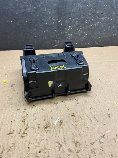 2009 - 2011 Jaguar XF Center Console Front Cup Holder Storage Box t6314 DG6