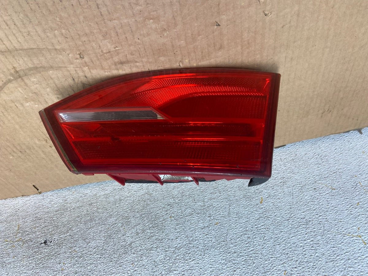 2011-2014 Volkswagen Jetta Right RH Inner Trunk Tail Light AI6978 LK0