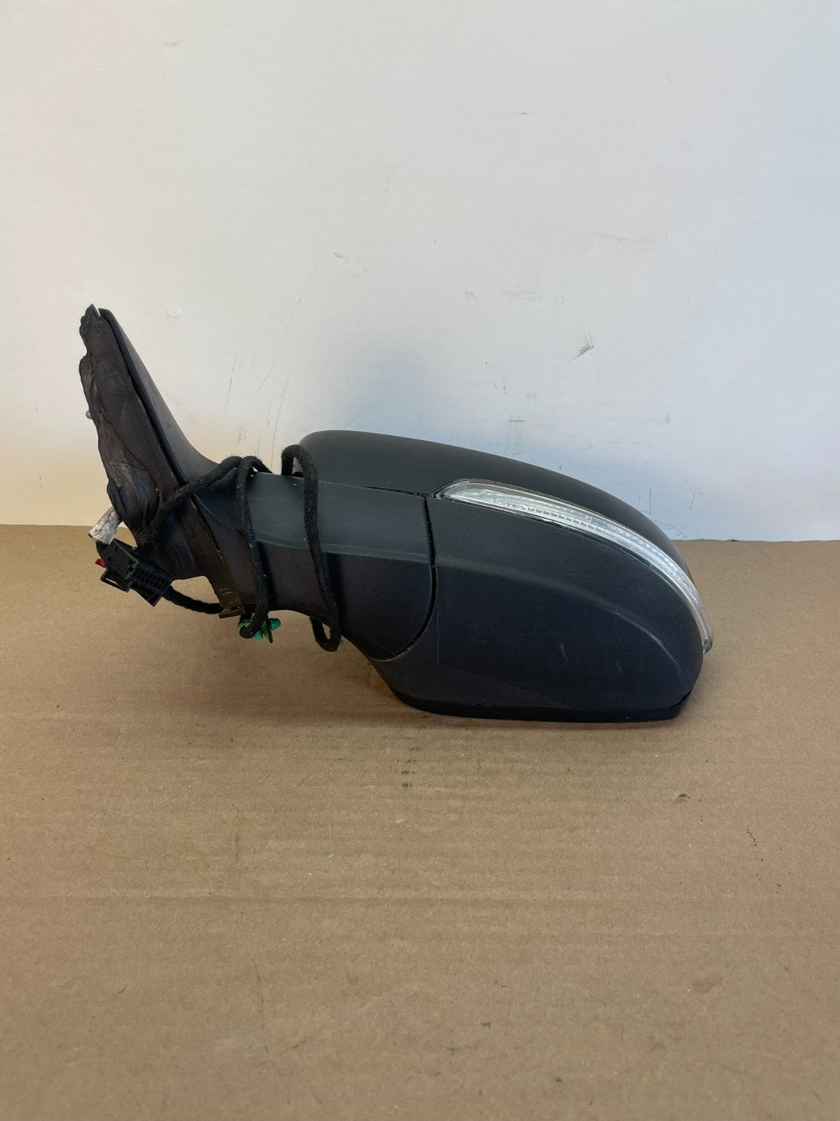 2012 to 2016 Volkswagen Passat Left Driver LH Turn View Door Mirror AF5649 DG3