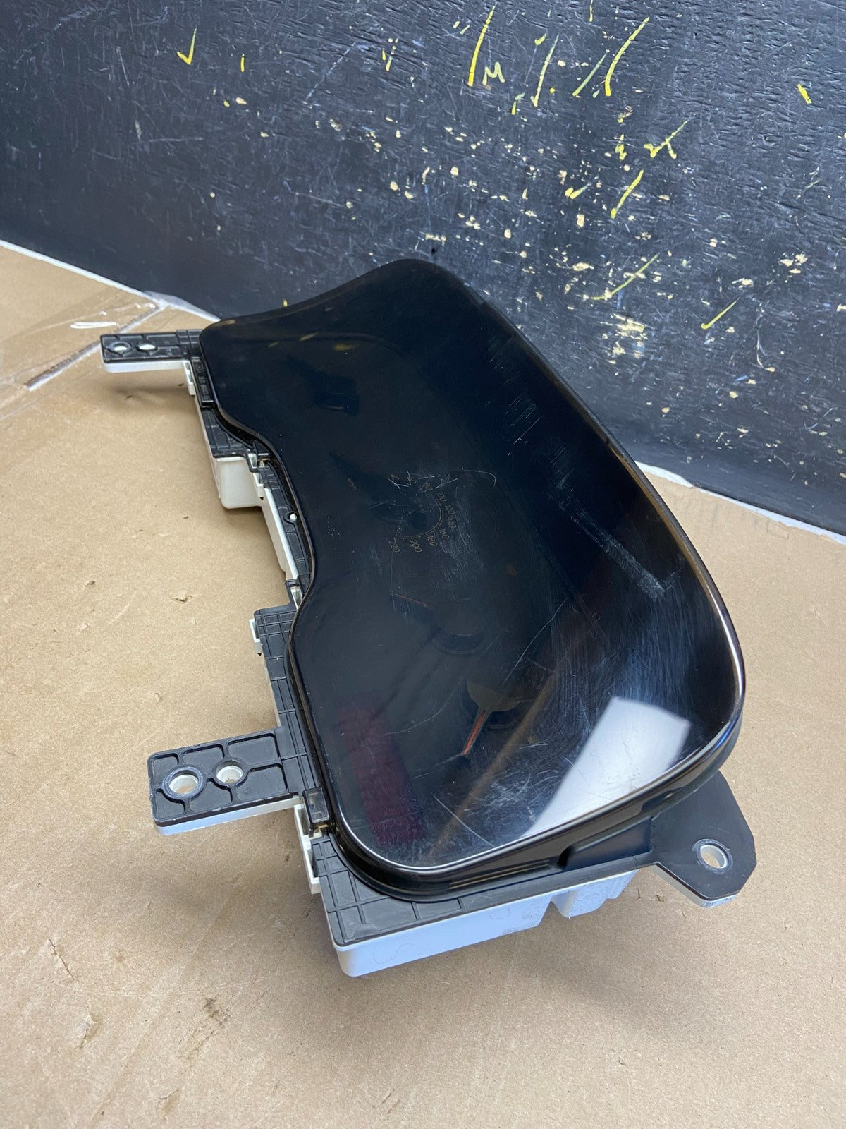 2004 Lincoln Navigator Speedometer Gauge Cluster AB18762