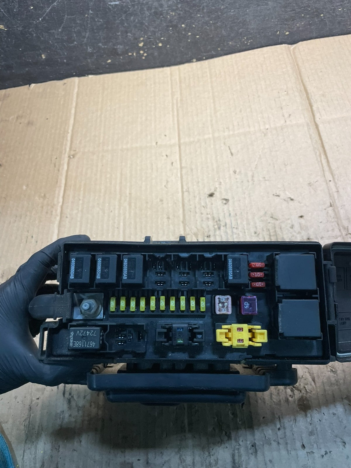 2007 Jeep Grand Cherokee Fuse Box Relay Panel X4072 DG5