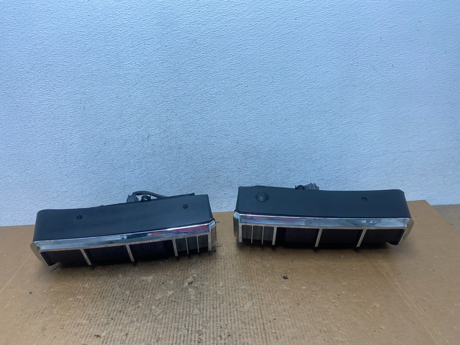 2007 - 2011 Dodge Nitro Left+Right Side Tail Lights AE2797 DW9