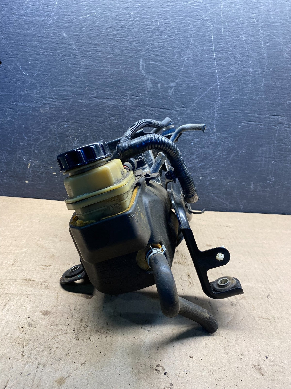 2013-2016 Nissan Pathfinder 3.5 Electric Hydraulic Power Steering Pump AG3495 DG2