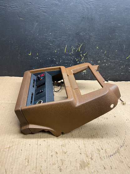 1986 to 1990 Volvo 244 Center Dash Panel Y5518 PS1