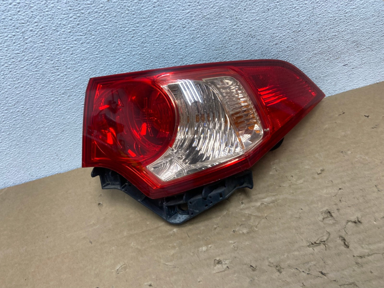 2009 2010 Acura Tsx Sedan Right Passenger Rh Side Tail Light AD4098 LK0