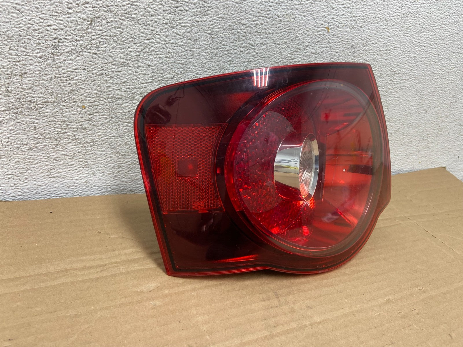 2008 2009 2010 Volkswagen Jetta Left LH Side Tail Light AG8885 DW1