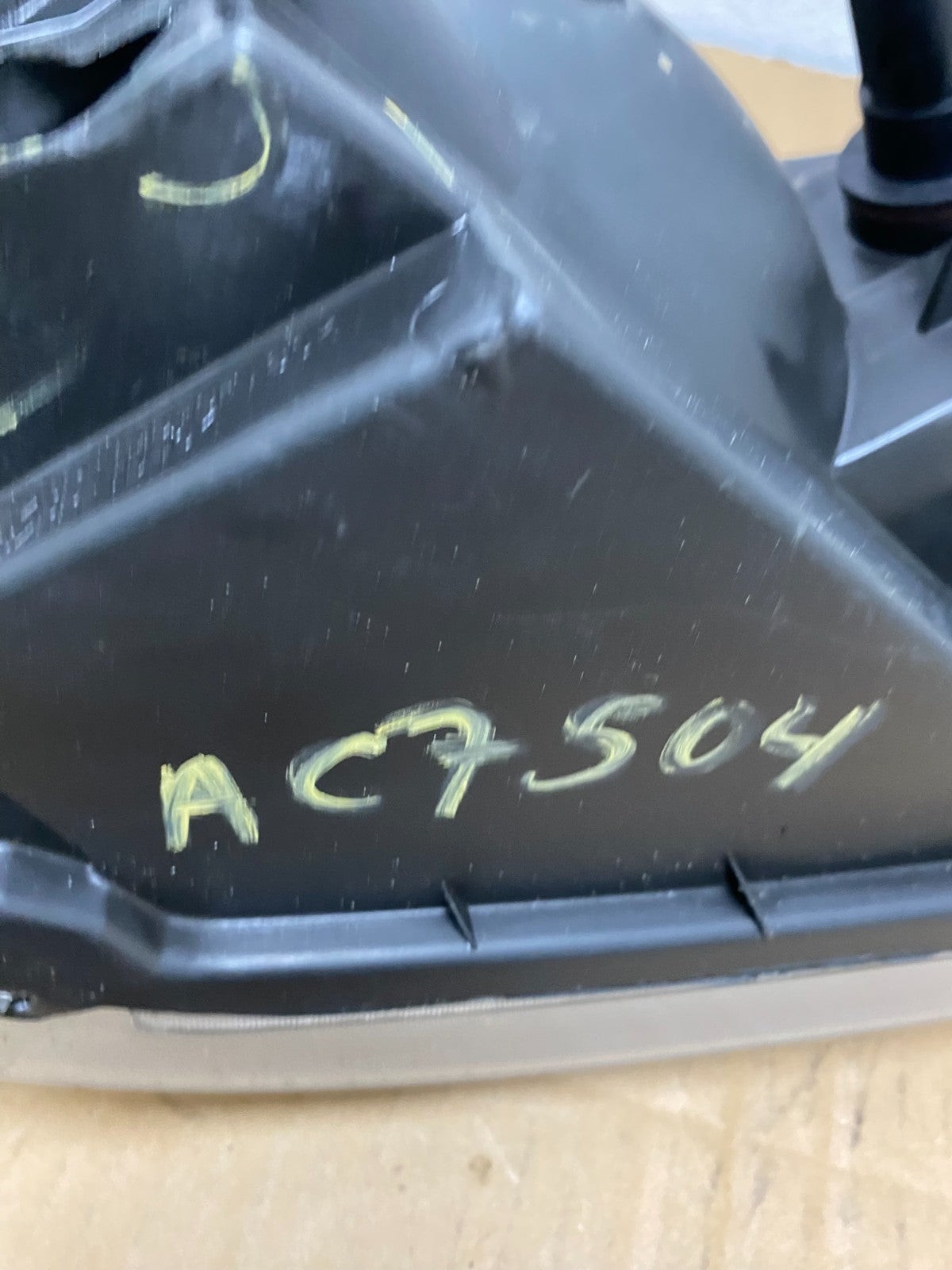 2007 2008 2009 Dodge Durango Left Driver LH Side Headlight AC7504 DW9