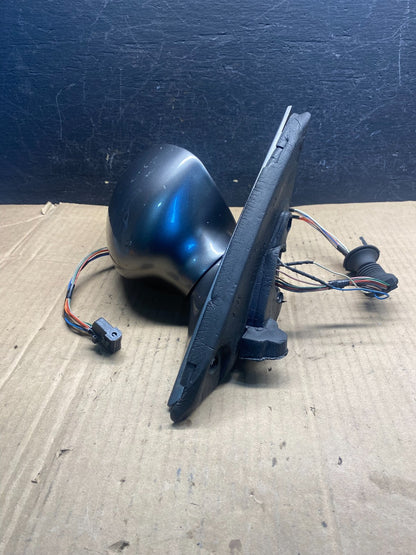 2001 to 2003 BMW 525 Right Passenger Side View Mirror AE22572