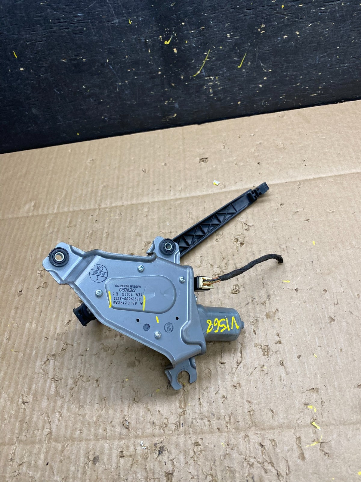 2014-2018 Jeep Cherokee Tailgate Back Door Rear Wiper Motor Wiper V1568 DG4