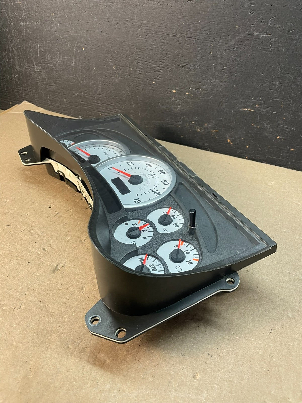 2003 to 2004 Hummer H2 Dash Cluster Gauge Speedometer AE3357 DG2