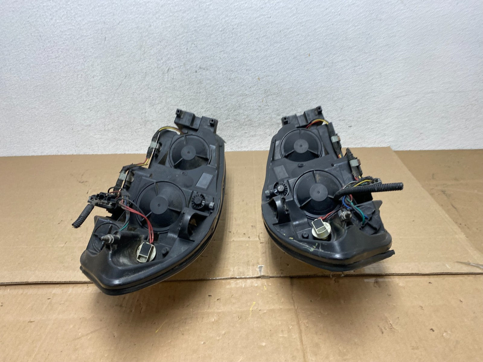 2006 - 2013 Chevrolet Impala Left+Right Set Headlights Halogen AE5985 DW10