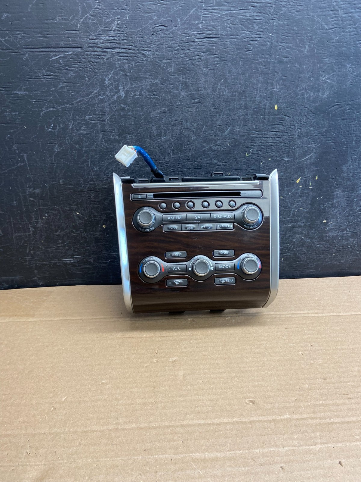 2013 to 2016 Nissan Pathfinder Radio Temperature Climate Control AG5080 DG0