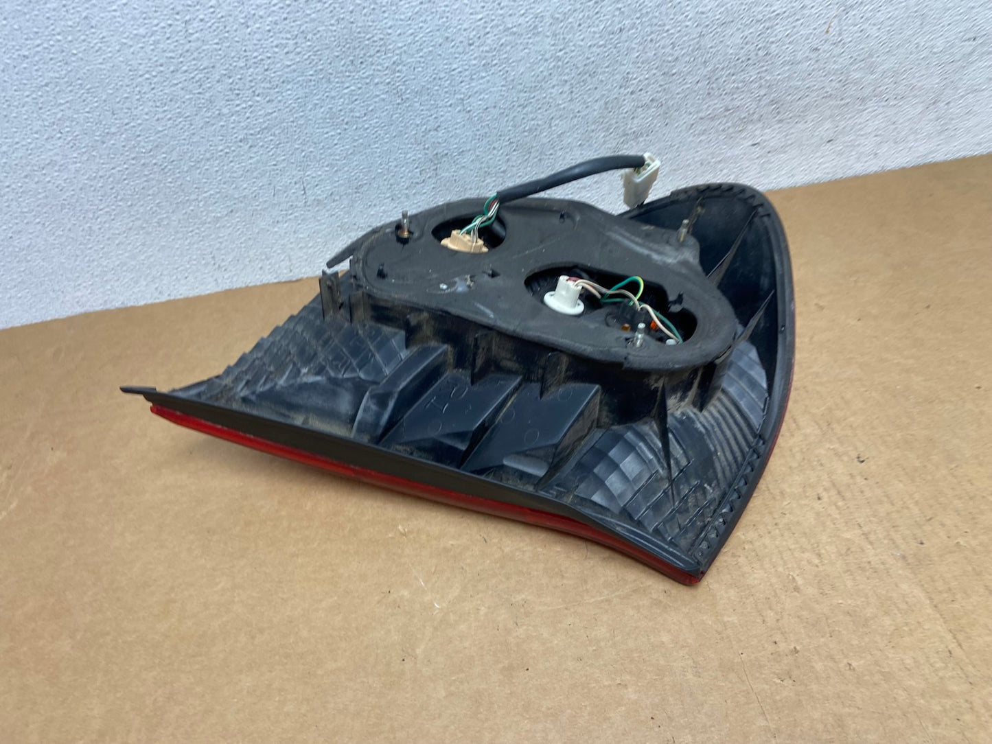 2002 2003 2004 Toyota Camry Tail Light Right Passenger Rh Side AD4511 LK5