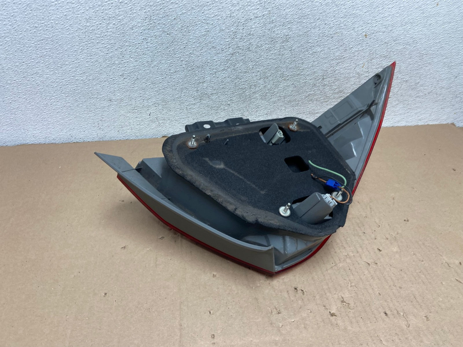 2006 - 2007 Honda Accord Right Passenger Side Tail light AG6735 LK4