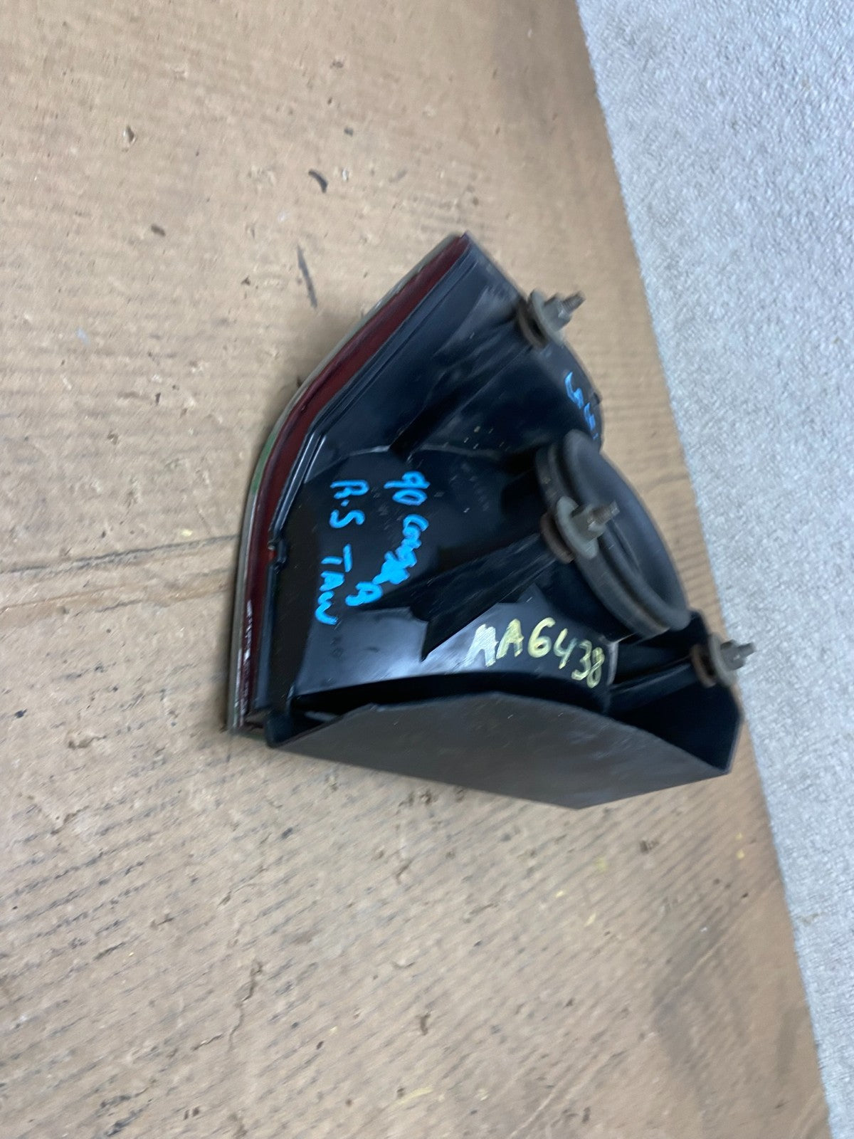 1989 to 1990 Mercury Cougar Right Passenger RH Side Tail Light AA64383