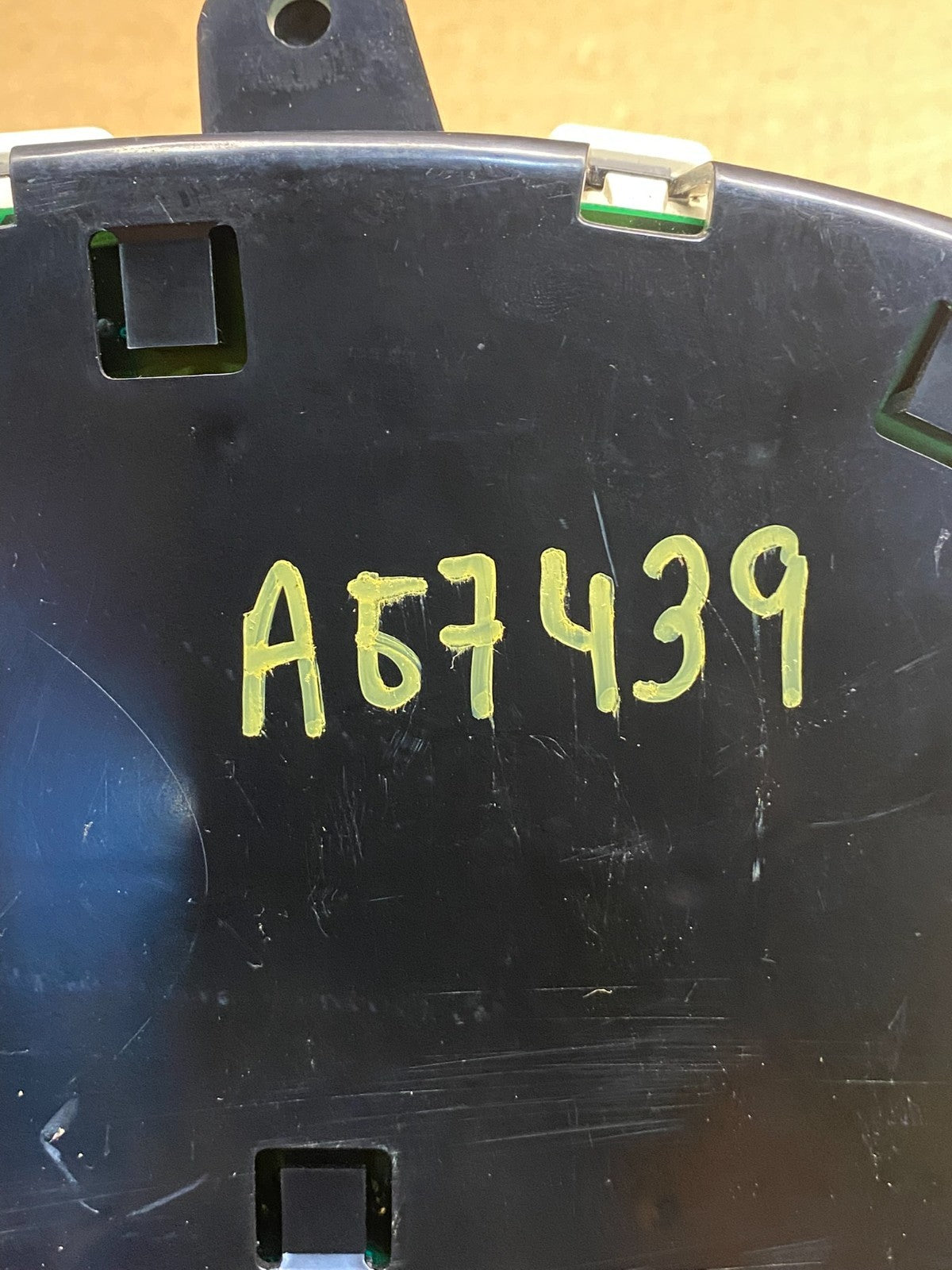 2002 to 2005 Chevrolet Trailblazer Speedometer Cluster Gauge AG7439 DG7