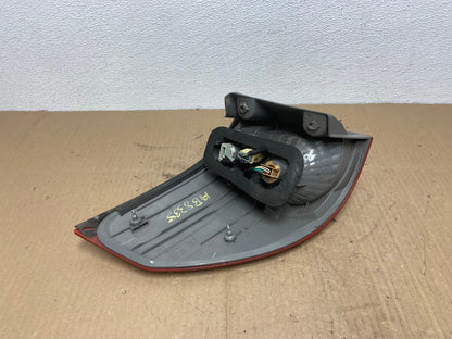 2006 - 2010 Toyota Sienna Right Passenger Side Tail Light AB8335 LK5