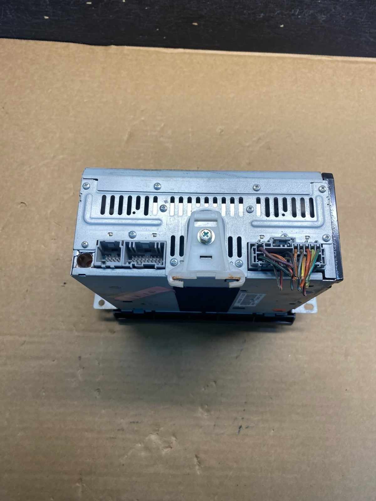 2006 - 2011 Lincoln Town Car AM/FM Radio CD Player AF6574 DW5