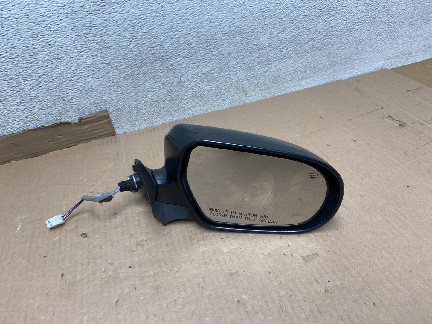 2005-2009 Subaru Legacy Outback Right Passneger Side Door Mirror u8408 DG6
