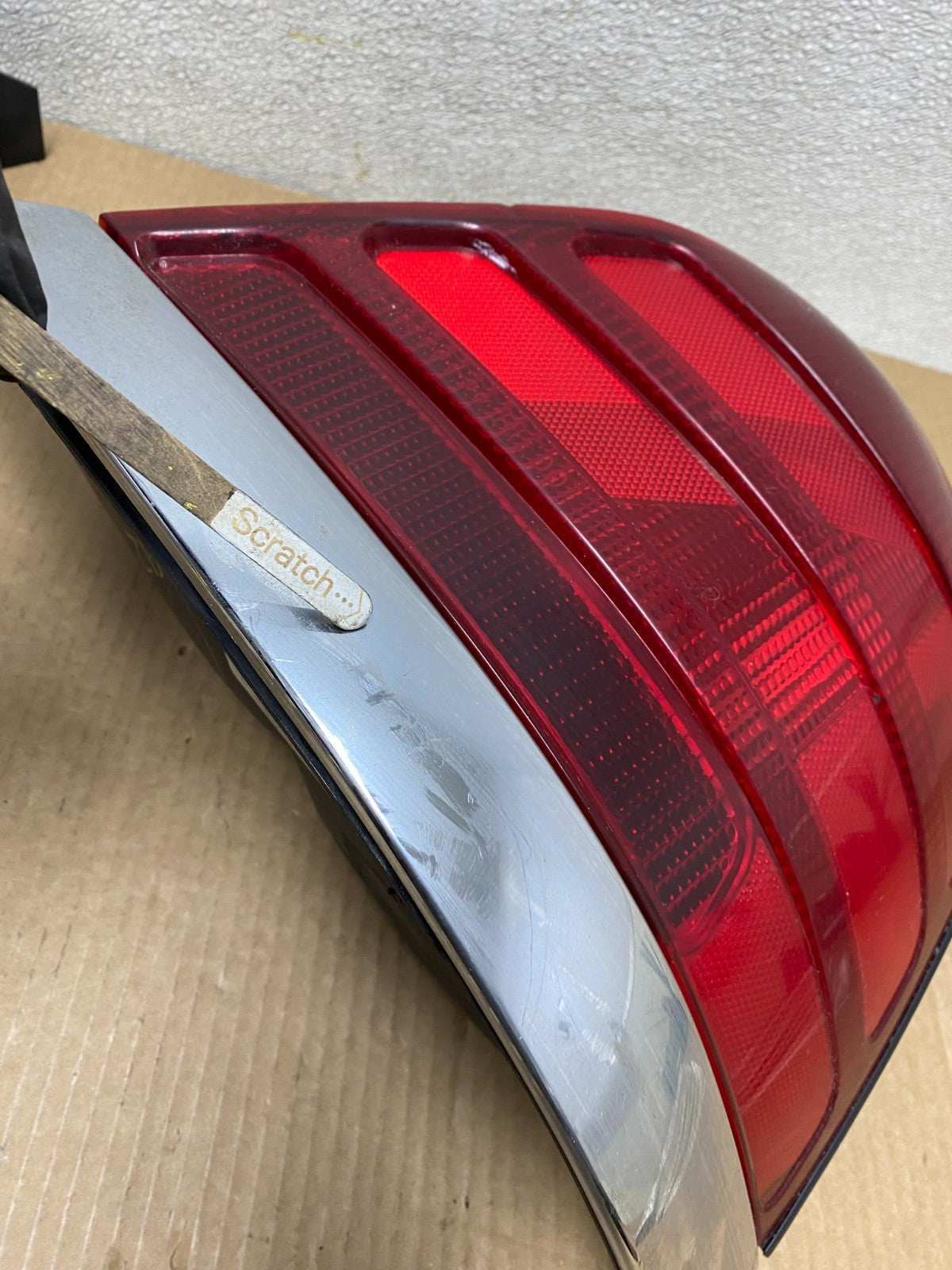 1998-2003 Ford Crown Victoria Left+Right Side Tail Lights Oem W3792 DW3