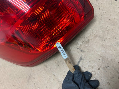2017 - 2020 Nissan Pathfinder Left Driver LH Tail light AG5340 DW DW3
