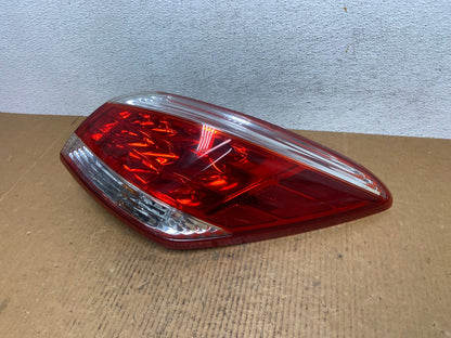 2011 - 2014 Nissan Murano Right Passenger Side RH Tail Light AE0419 LK1