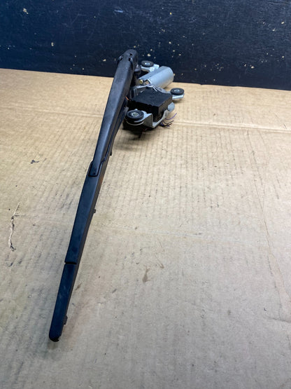 2004 to 2010 BMW X3 E83 Rear Windshield Wiper Motor OEM AB3999 DG2