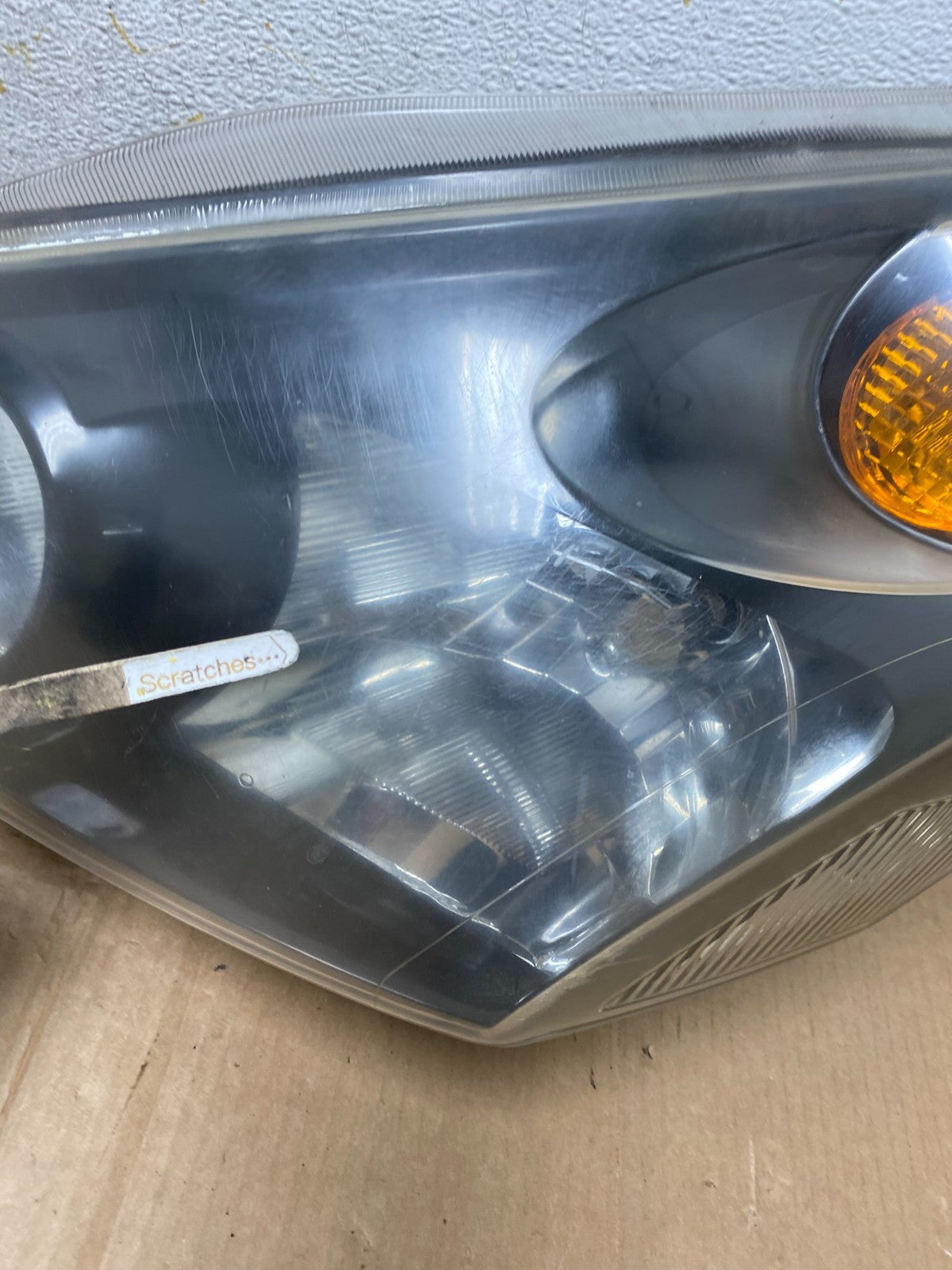 2004 to 2009 Nissan Quest Left+Right Black Headlights AI8985 DW4