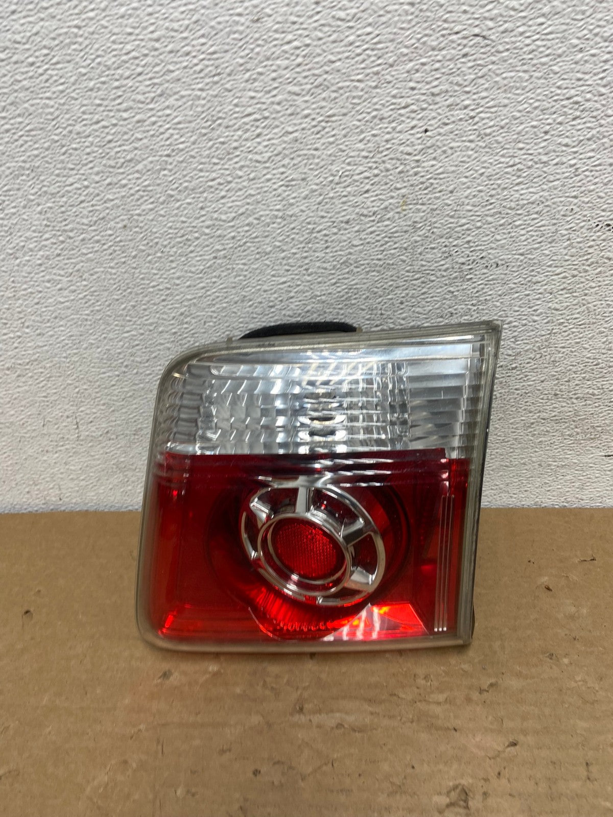 2007 to 2012 GMC Acadia Right Passenger Rh Hatch Tail Light Inner AD4130 LK0