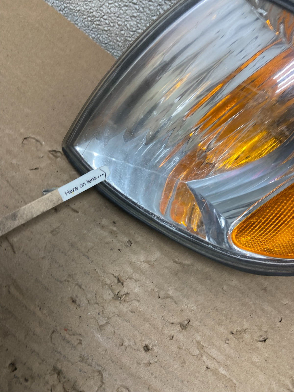2001 to 2003 Toyota Sienna Turn Signal Left Driver LH Lamp AB1444 DW4
