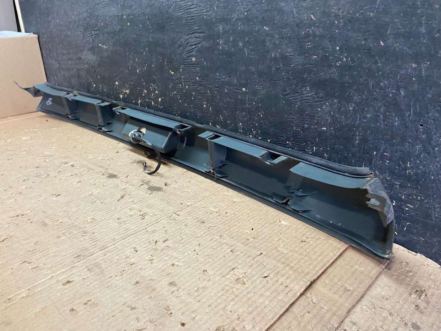 1996 to 2002 Chevrolet Express 3rd Third Brake Light Trim Spoiler Z3264 DG5