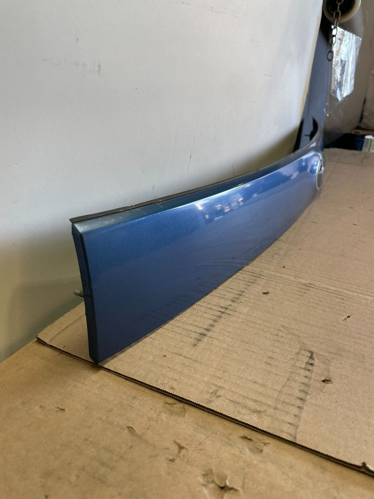 2009 - 2013 Subaru Forester Liftgate Tailgate Trunk Trim Molding AH0491 DG2