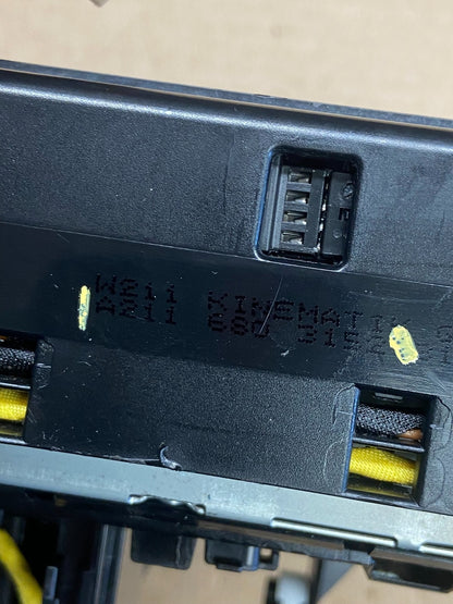 2007-2009 Mercedes CLS350 E350 E550 A/C Heater Climate Control Trim AG5174 DG5