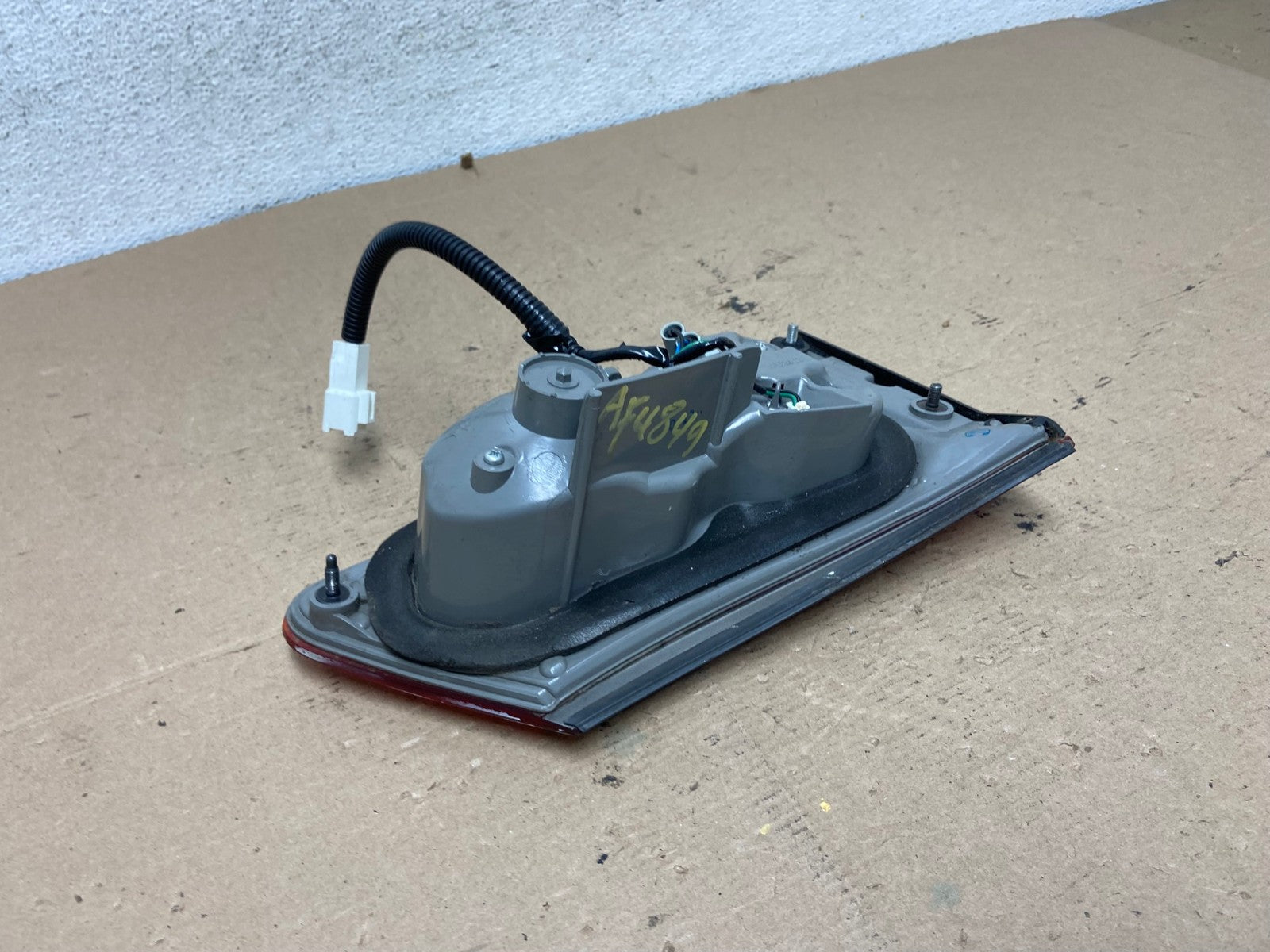 2006 - 2008 Lexus Is250 Is350 Right Passenger RH Inner Tail Light AF4849 LK4
