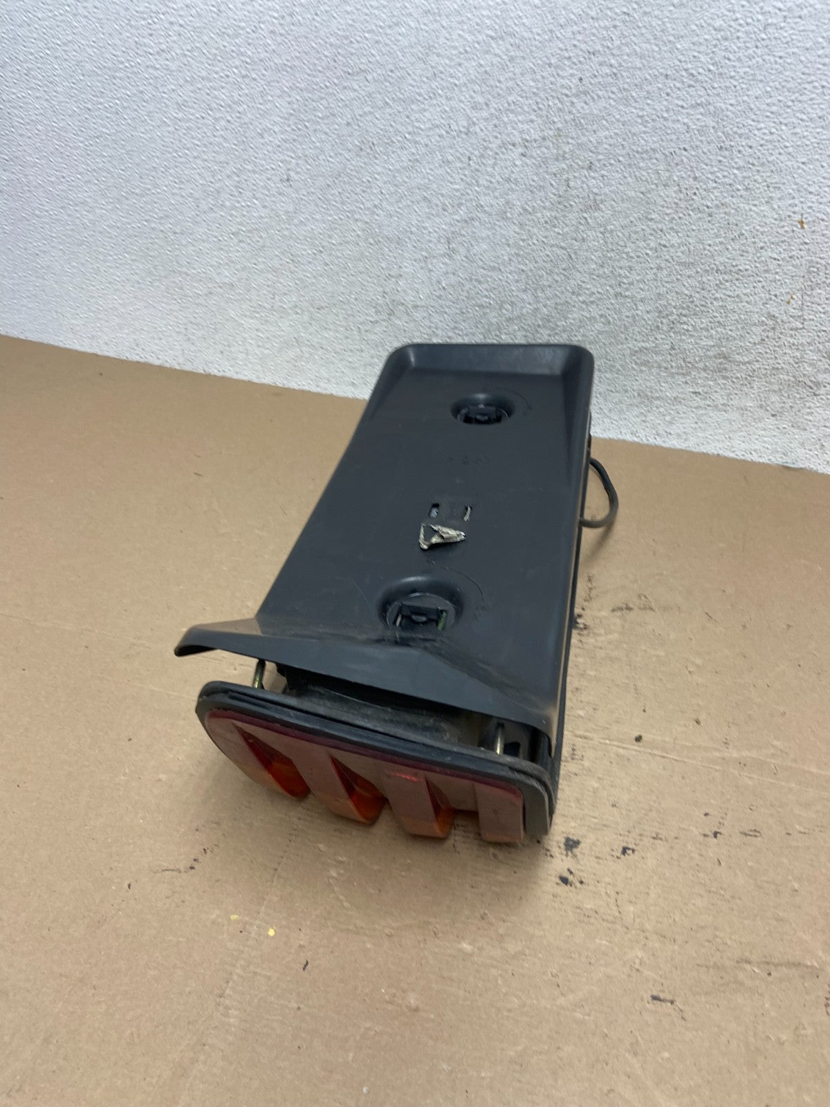 1986 to 1991 Mercedes-Benz W126 Left Driver LH Side Tail Light AF4489 DW4