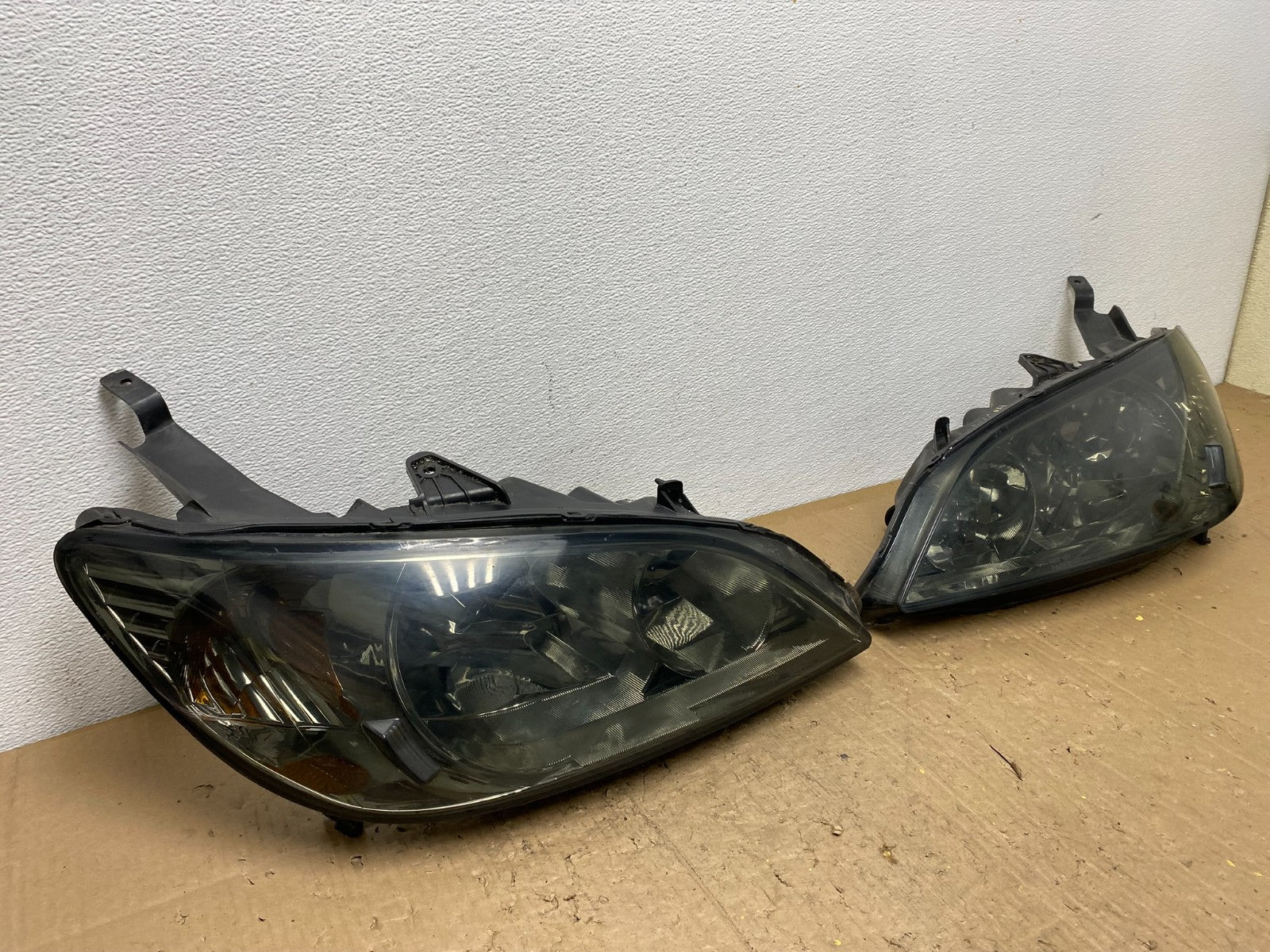 2004 to 2005 Honda Civic Left+Right Set Side Chrome Headlights AC0204 DW1