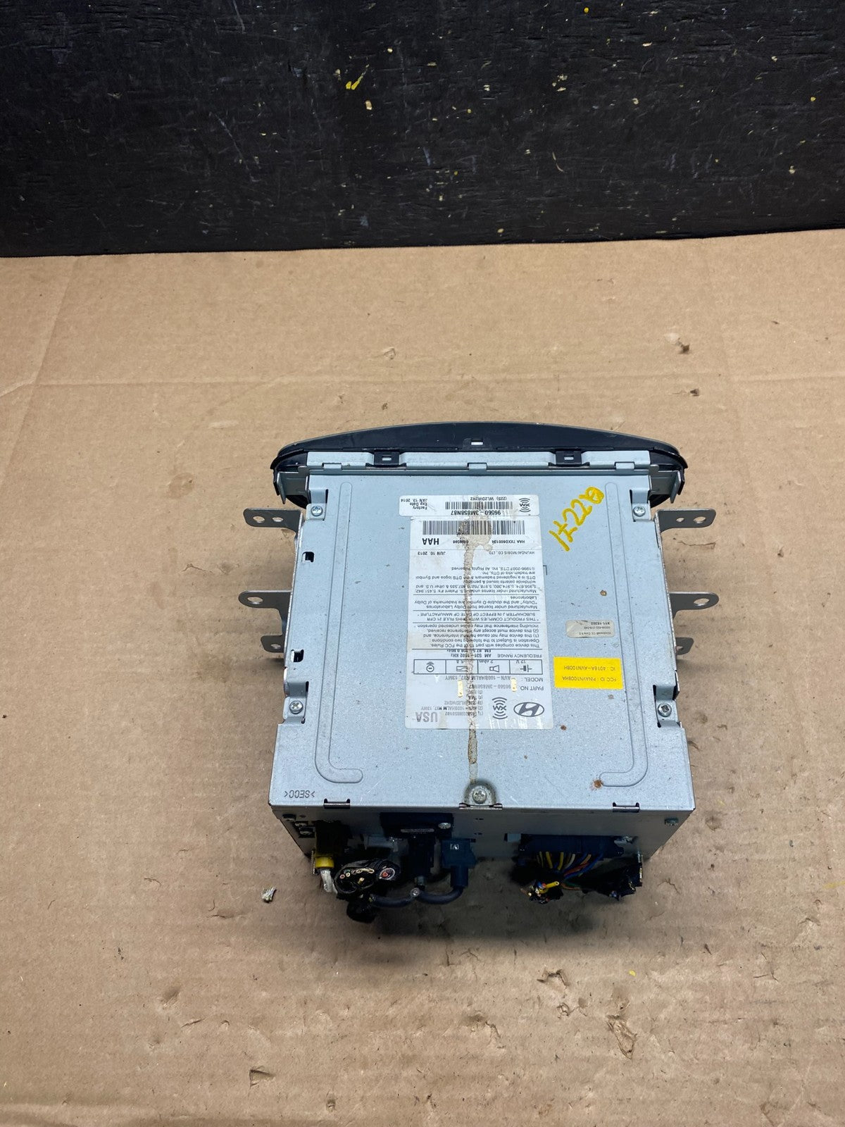 2009-2013 Hyundai Genesis Am Fm Cd Player Radio Receiver Q2271 DG4