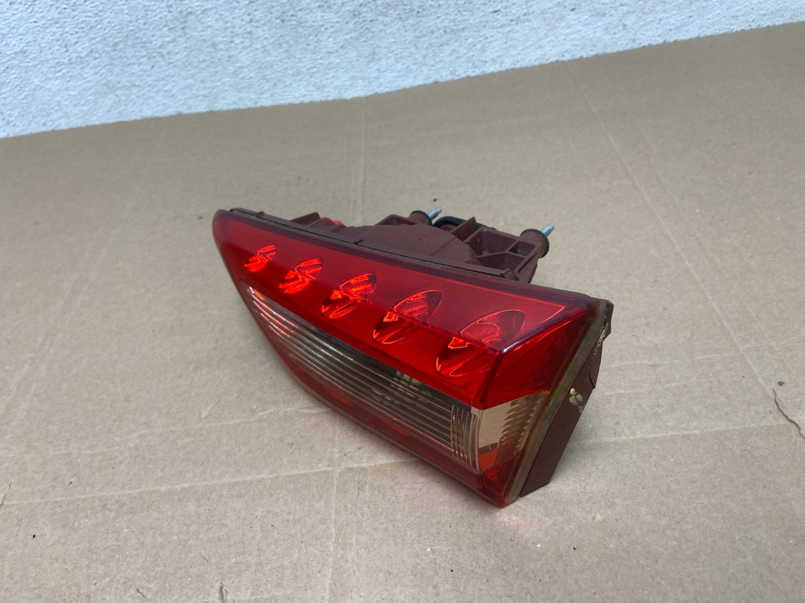 2009-2017 Infiniti FX35 FX50 QX70 Right Passenger Inner Tail Light AE4842 LK1