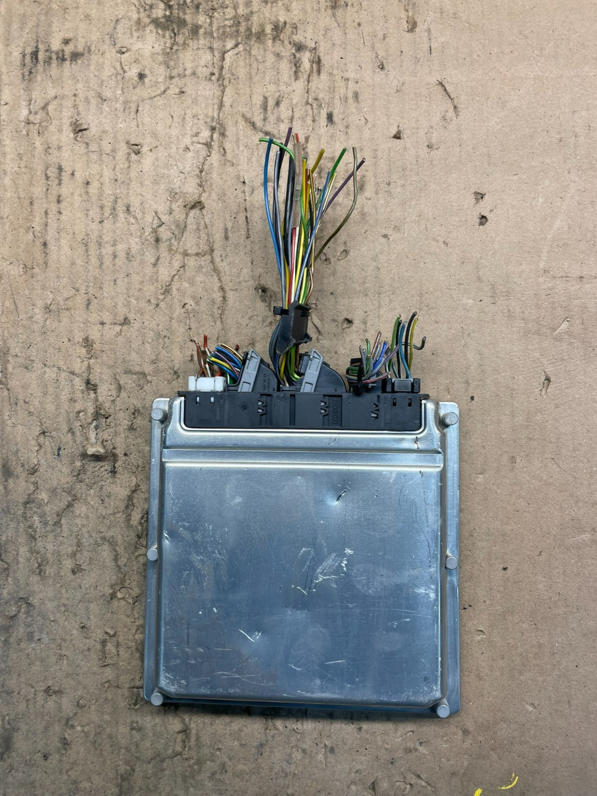 1999 to 2005 Mercedes E320 CLK320 Engine Control ECU Module a1121535879 T7039 DG1