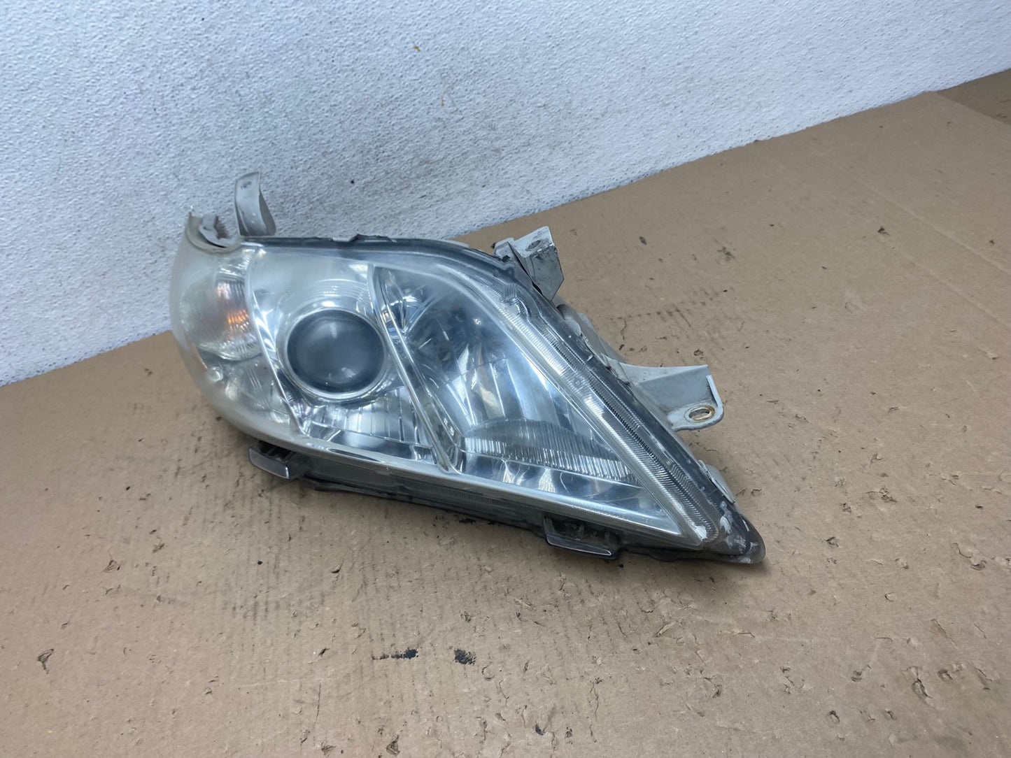2007 - 2009 Toyota Camry Halogen Right Passenger Headlight AF4284 LK1