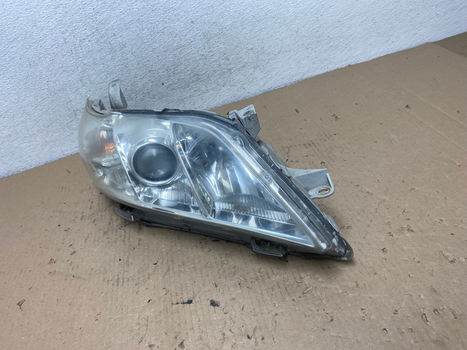 2007 - 2009 Toyota Camry Halogen Right Passenger Headlight AF4284 LK1