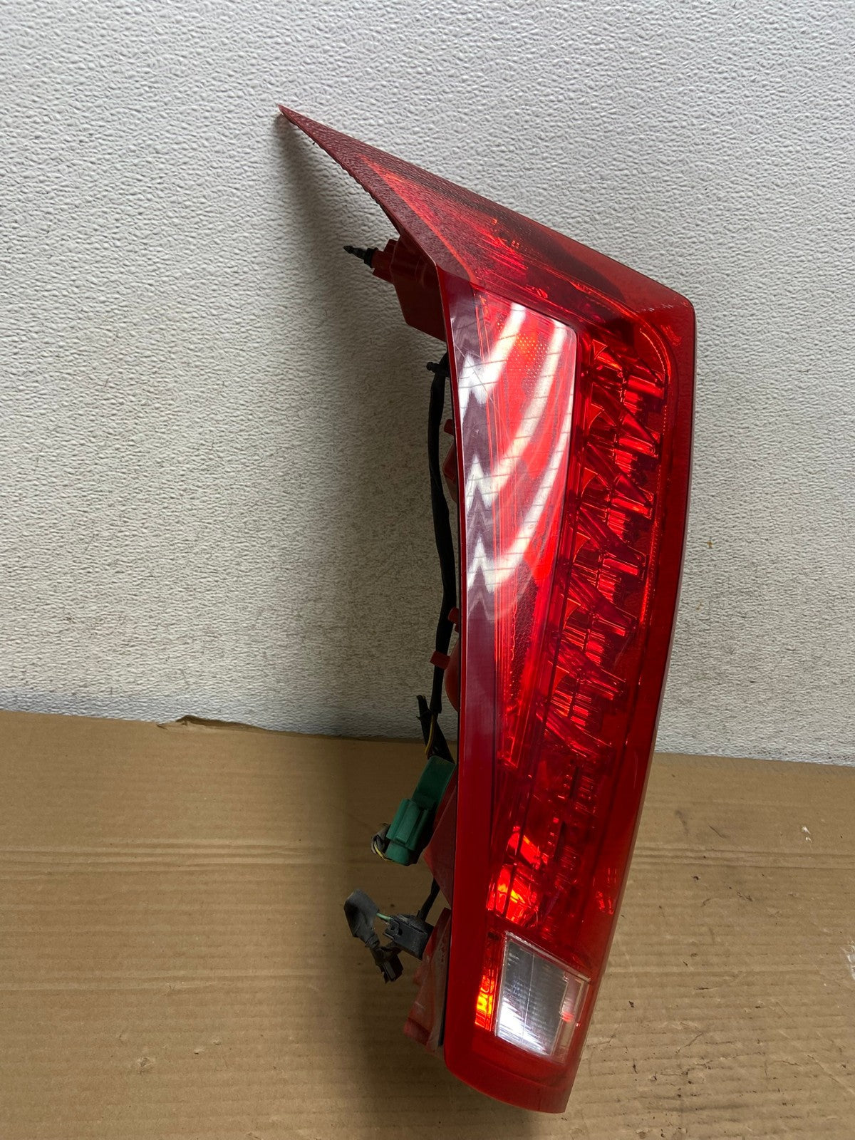 2010 to 2016 Cadillac Srx Left Driver Lh Side Tail Light AG9013 LK2