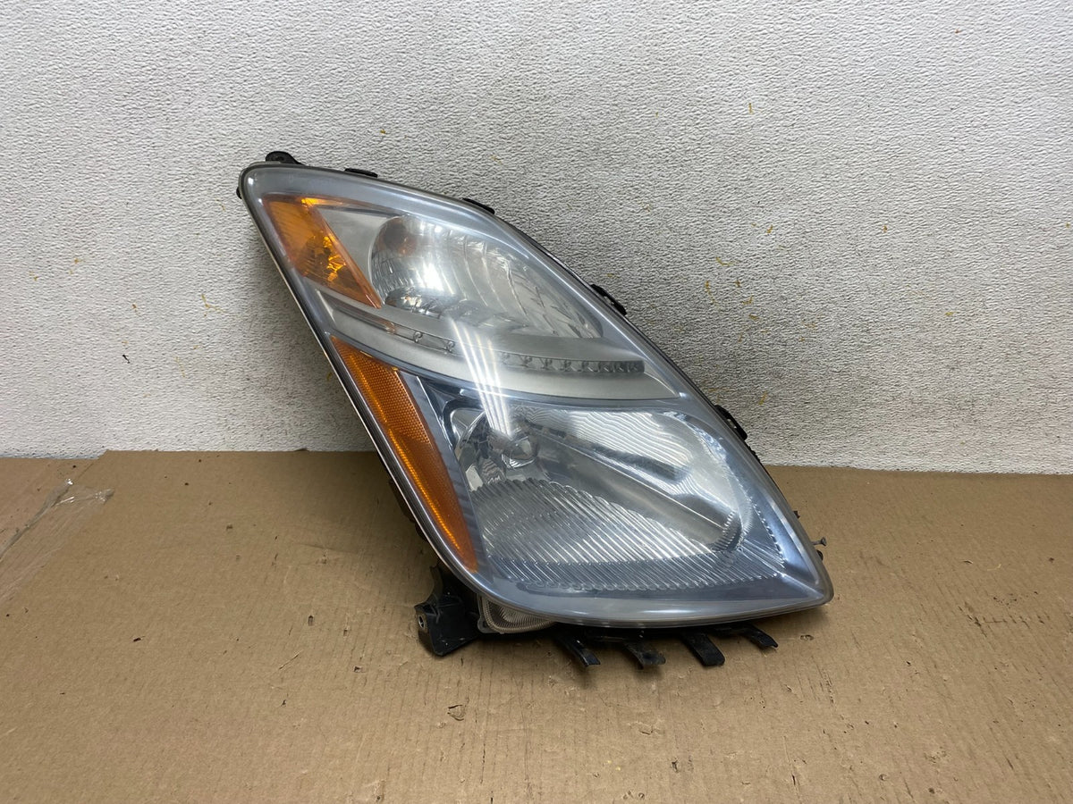 2006-2009 Toyota Prius Right Passenger Rh Side Headlight Halogen AH5832 DW0
