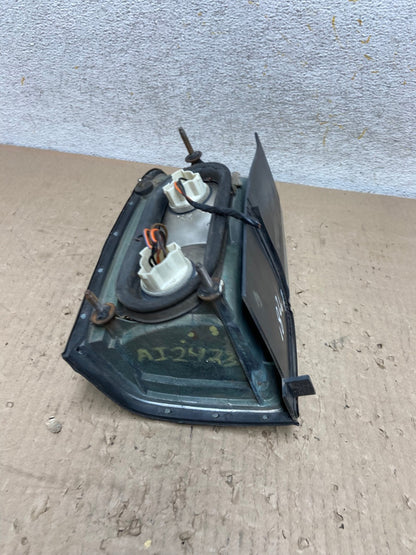 1990 to 1994 Lincoln Town Car Right Passenger RH Side Tail Light AI2423 LK7