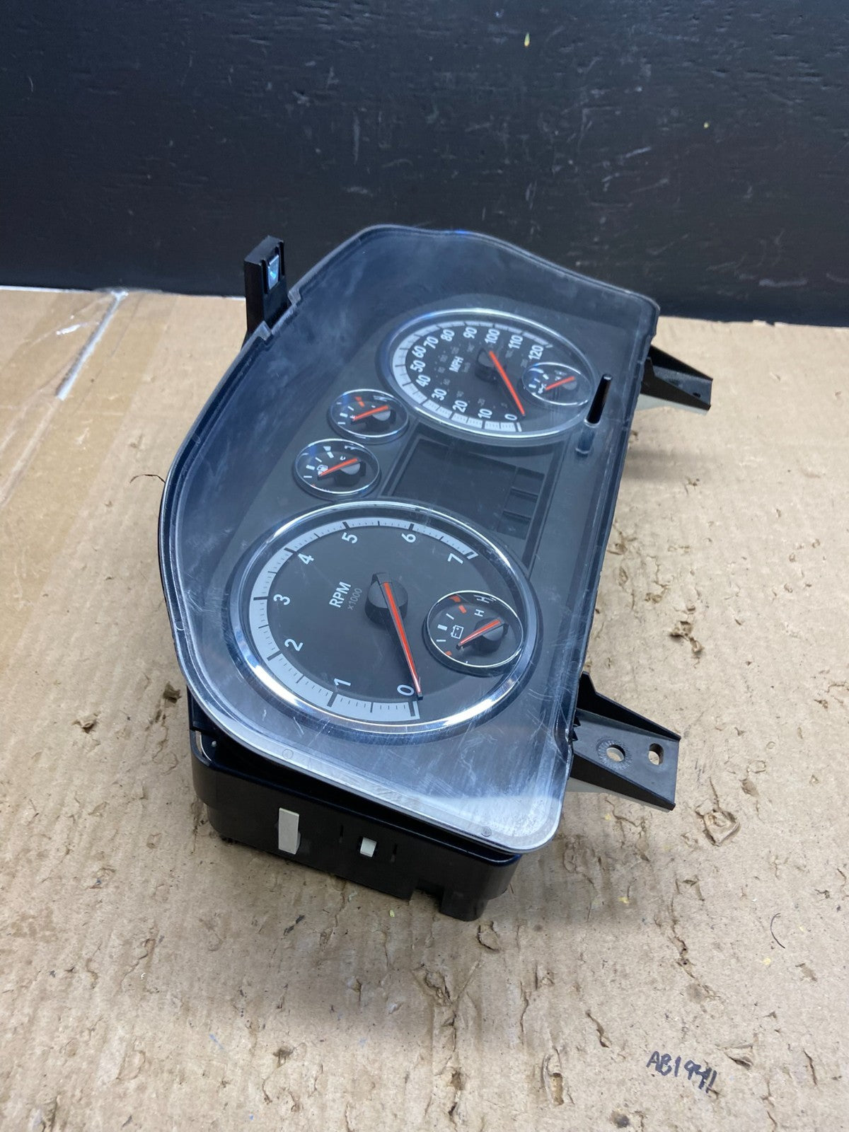 2009 Dodge Ram 1500 2500 3500 Instrument Speedometer Gauge Cluster AB57831