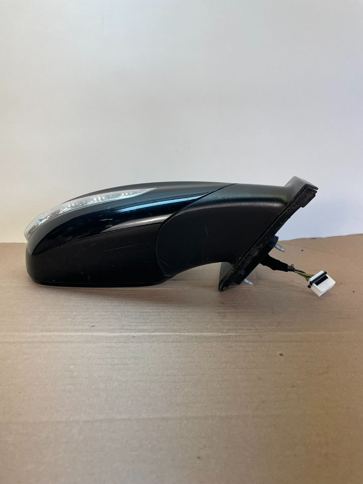 2011-2015 Hyundai Sonata Right Passenger Mirror W/ Turn Signal ag9962 DG3