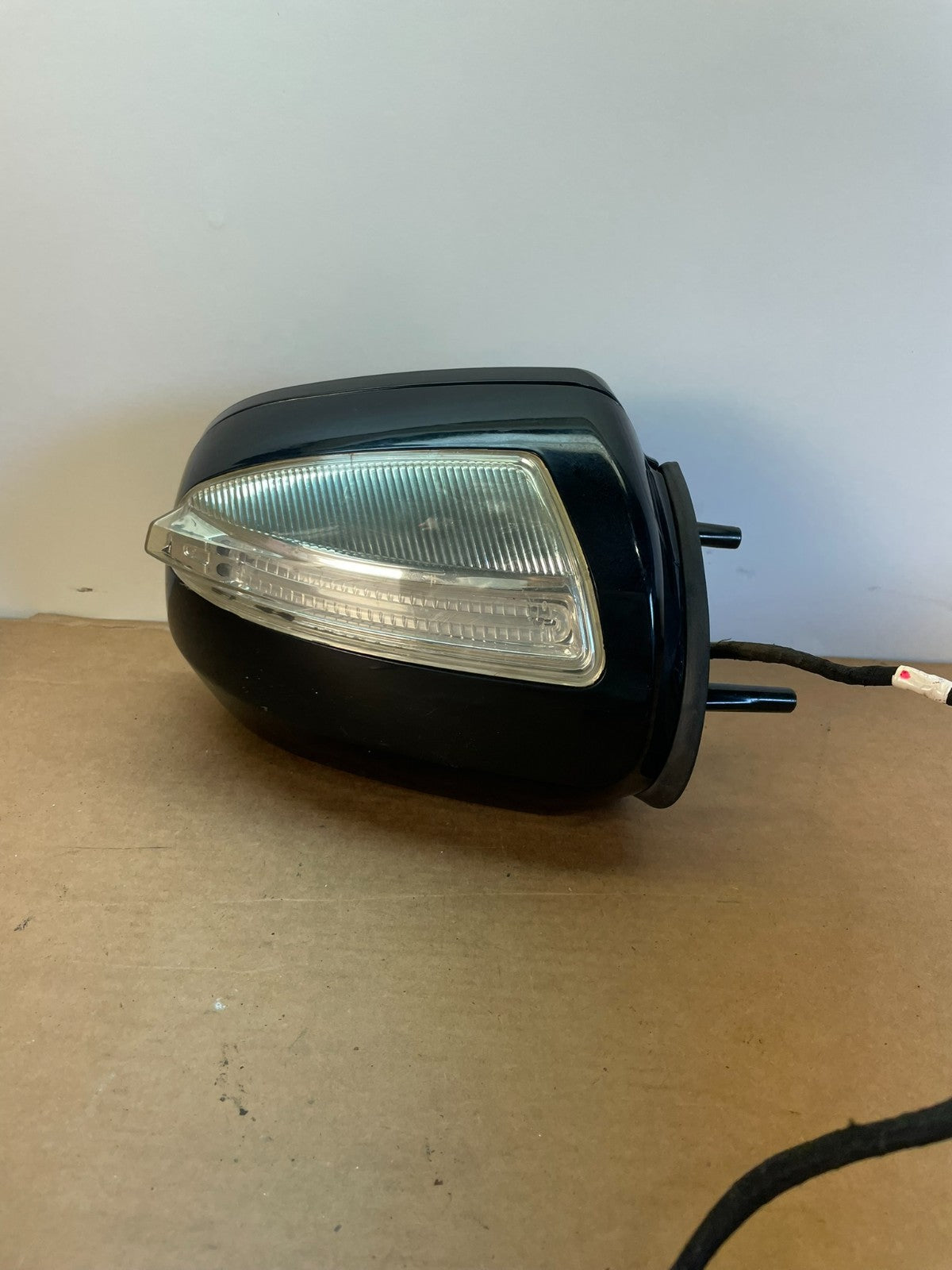 2009 to 2010 Mercedes ML ML350 Right Passenger View Door Mirror AE0922 DW0