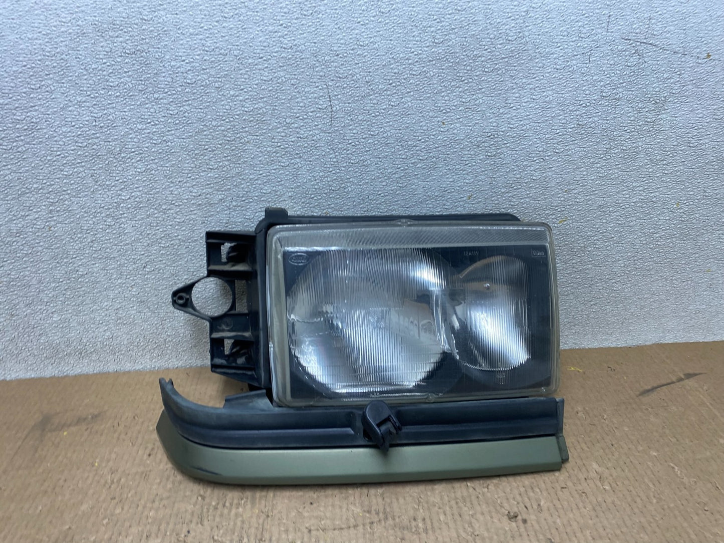 2000 to 2002 Range Rover P38 HSE Right Passenger Halogen Headlight Oem W5351 DG0