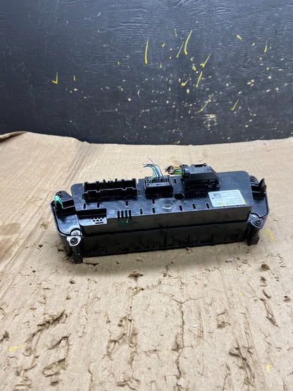 2020 to 2023 Ford  Explorer A/C Heater Climate Control Panel X6332 DG4